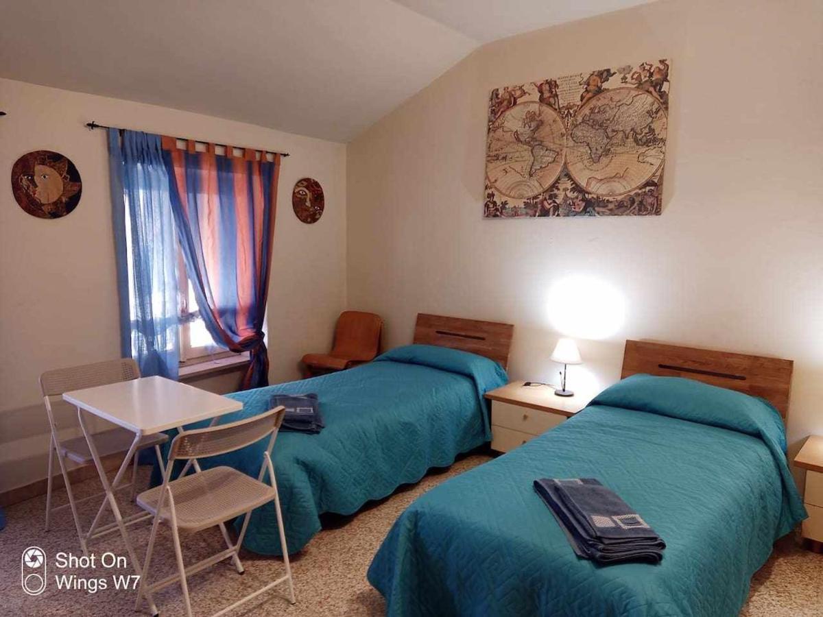 Beb Infamiglia Bed & Breakfast Cascinette Exterior photo