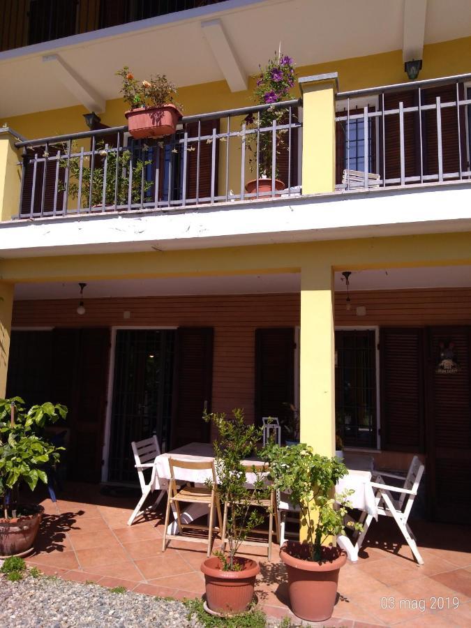 Beb Infamiglia Bed & Breakfast Cascinette Exterior photo