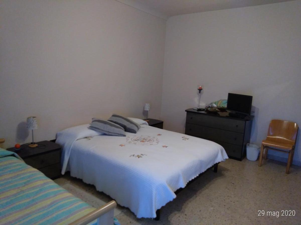 Beb Infamiglia Bed & Breakfast Cascinette Exterior photo